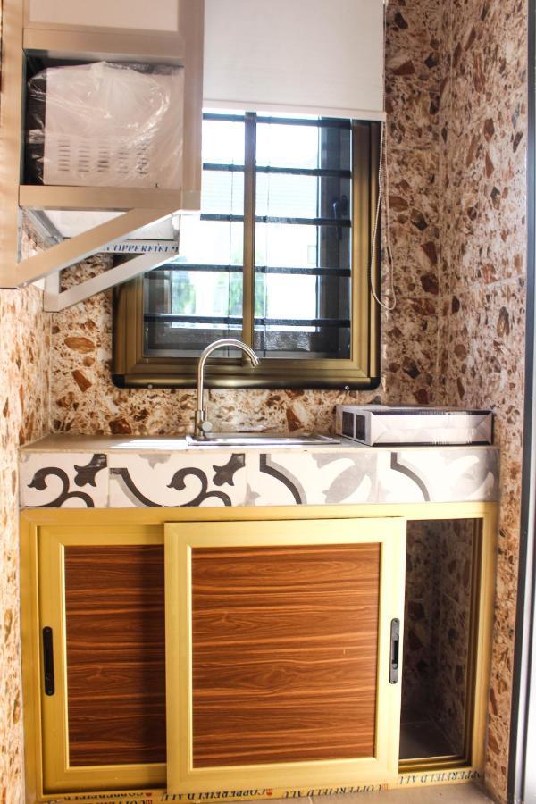 High Level Apartment Haatso Екстериор снимка
