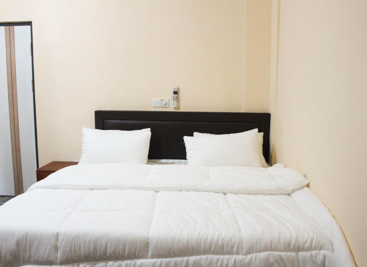 High Level Apartment Haatso Екстериор снимка