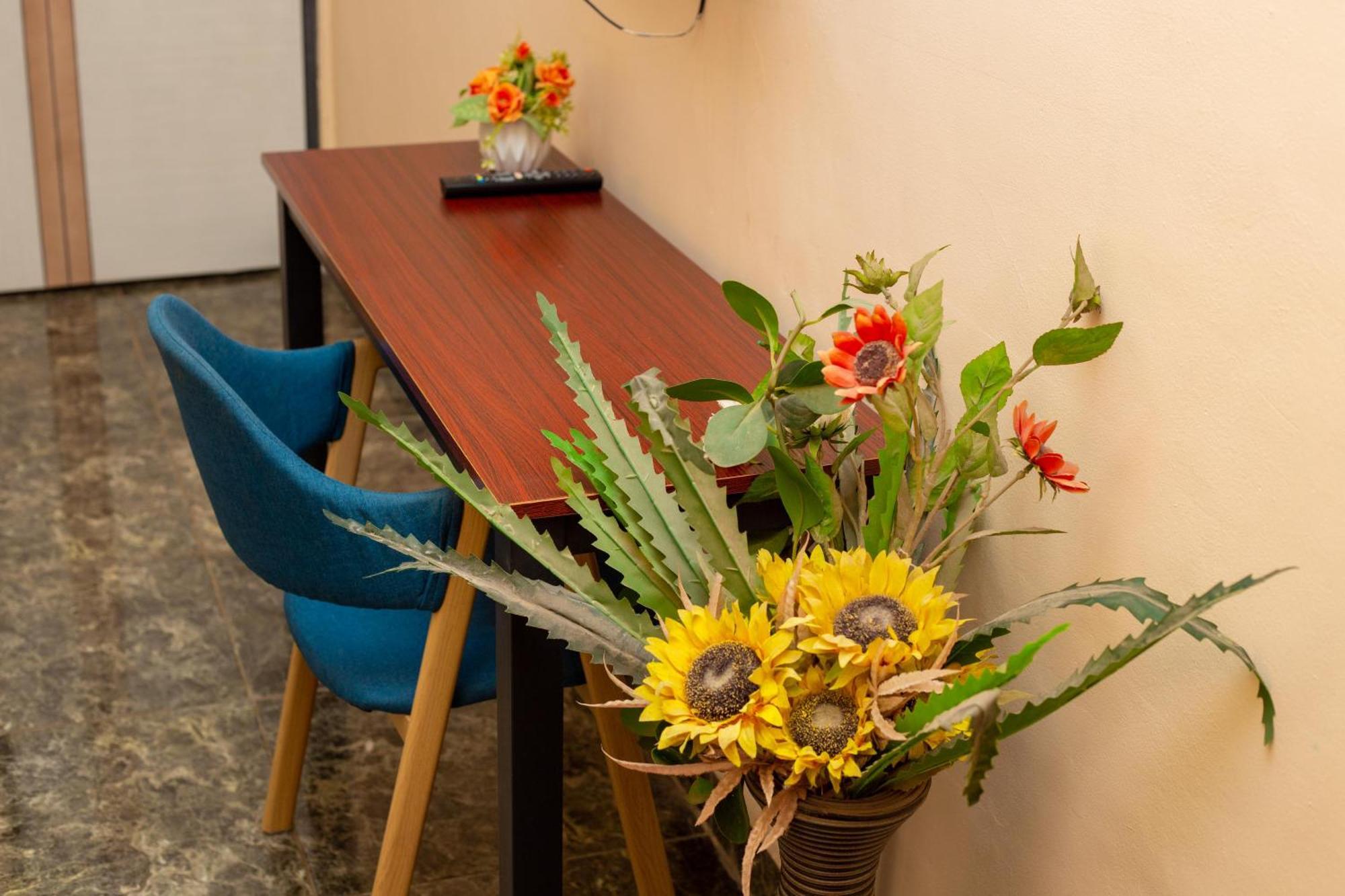 High Level Apartment Haatso Екстериор снимка