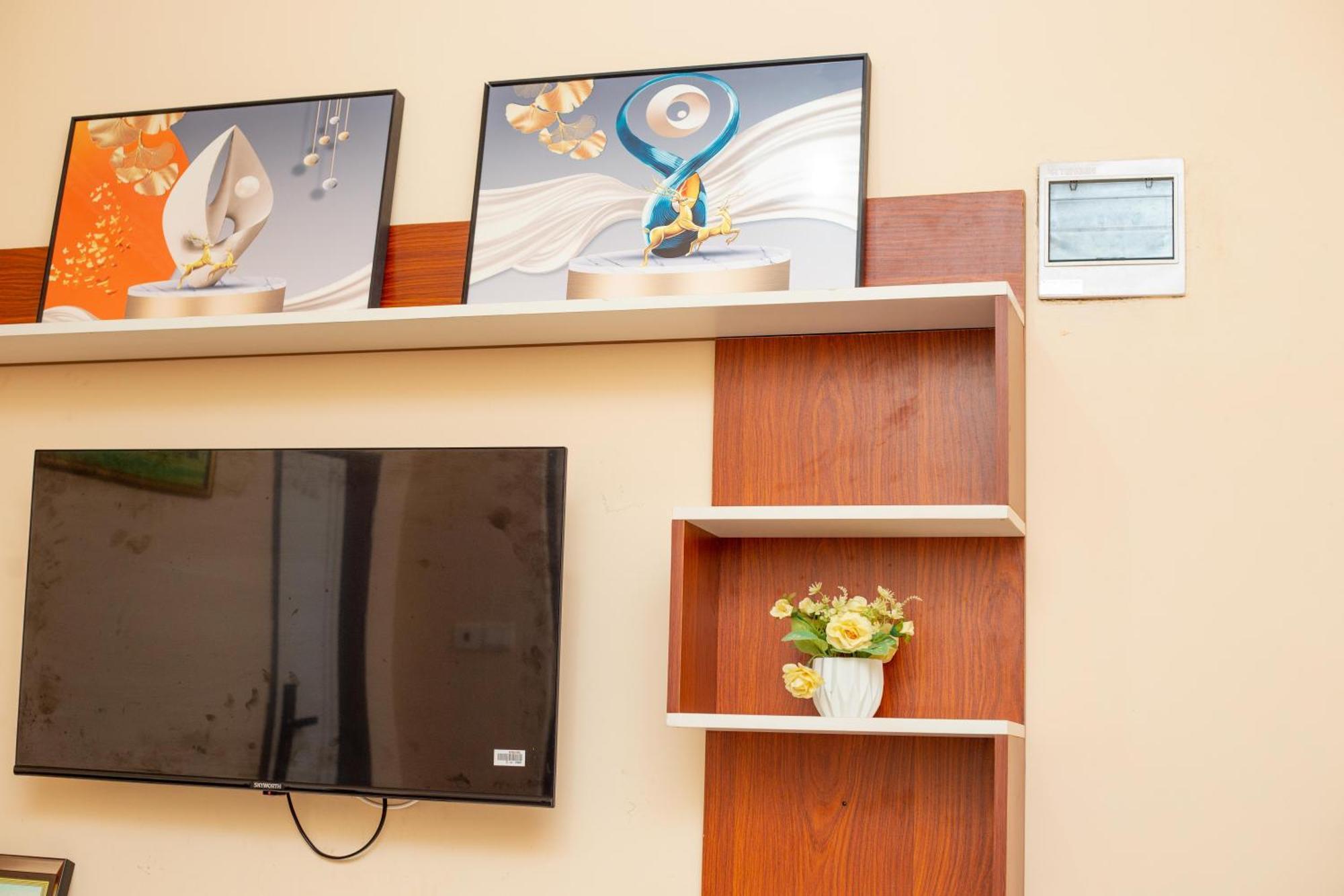 High Level Apartment Haatso Екстериор снимка